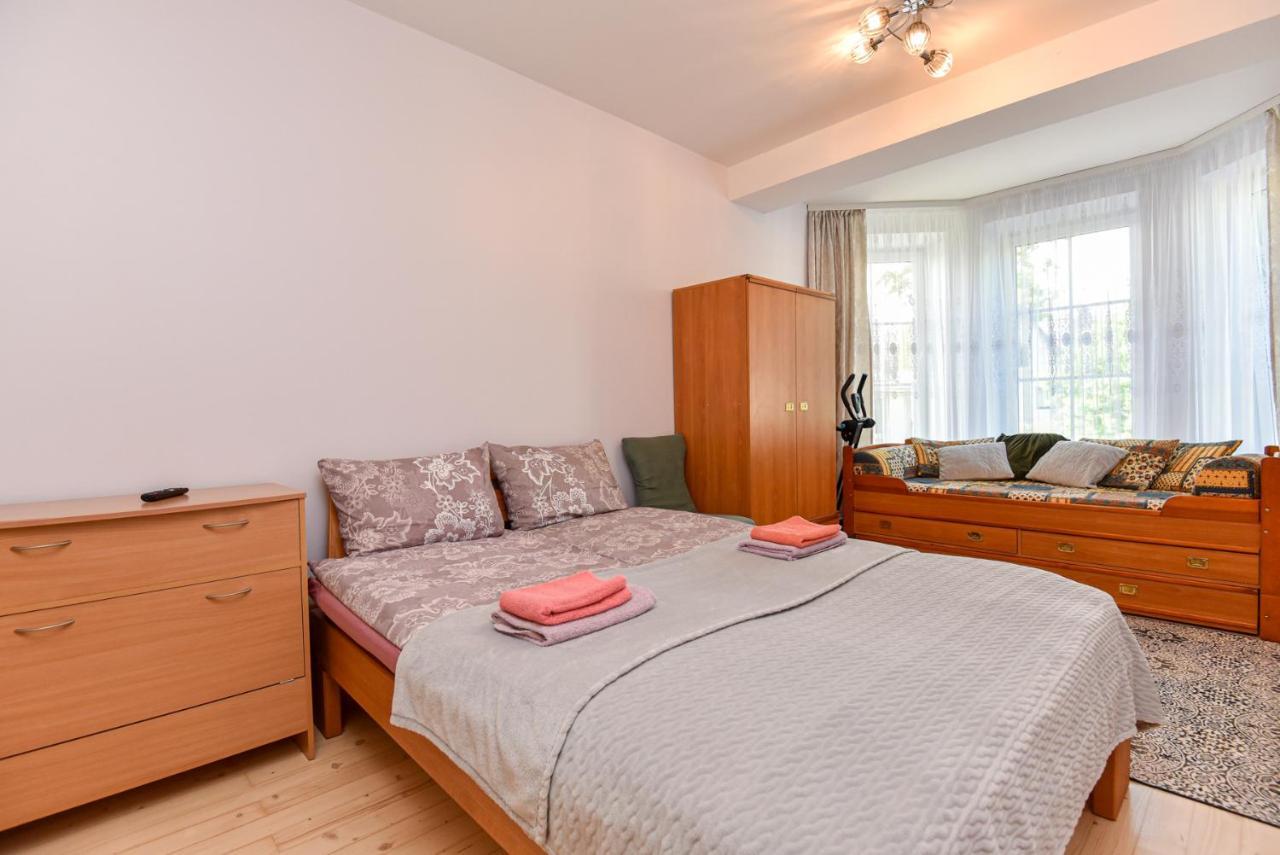 Medziotoju Apartment In Old City Palanga Luaran gambar