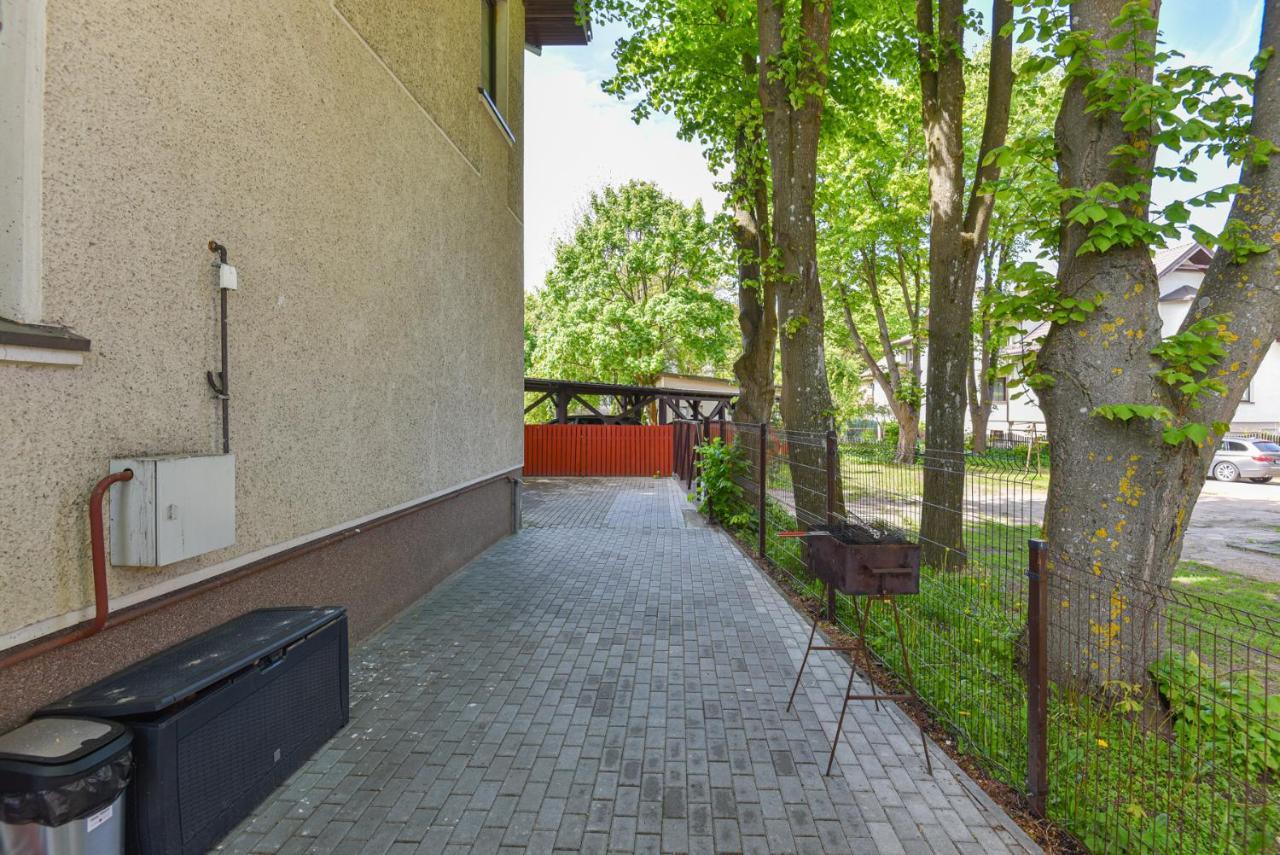 Medziotoju Apartment In Old City Palanga Luaran gambar