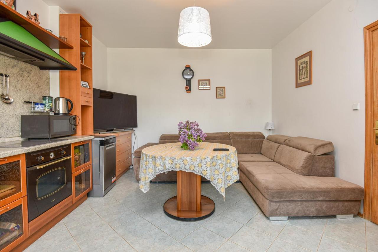 Medziotoju Apartment In Old City Palanga Luaran gambar