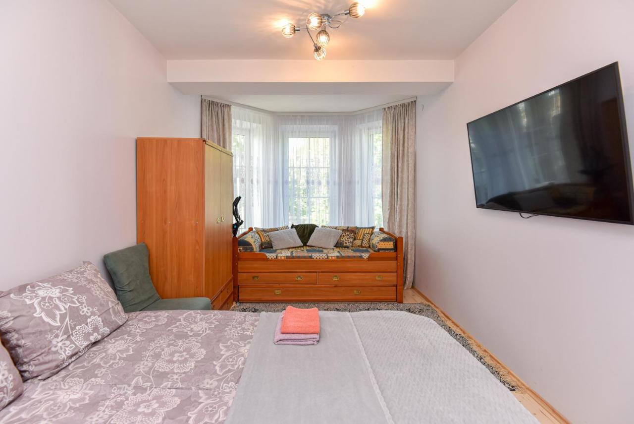Medziotoju Apartment In Old City Palanga Luaran gambar
