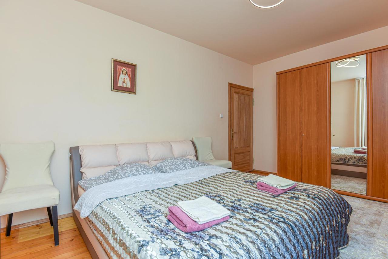 Medziotoju Apartment In Old City Palanga Luaran gambar