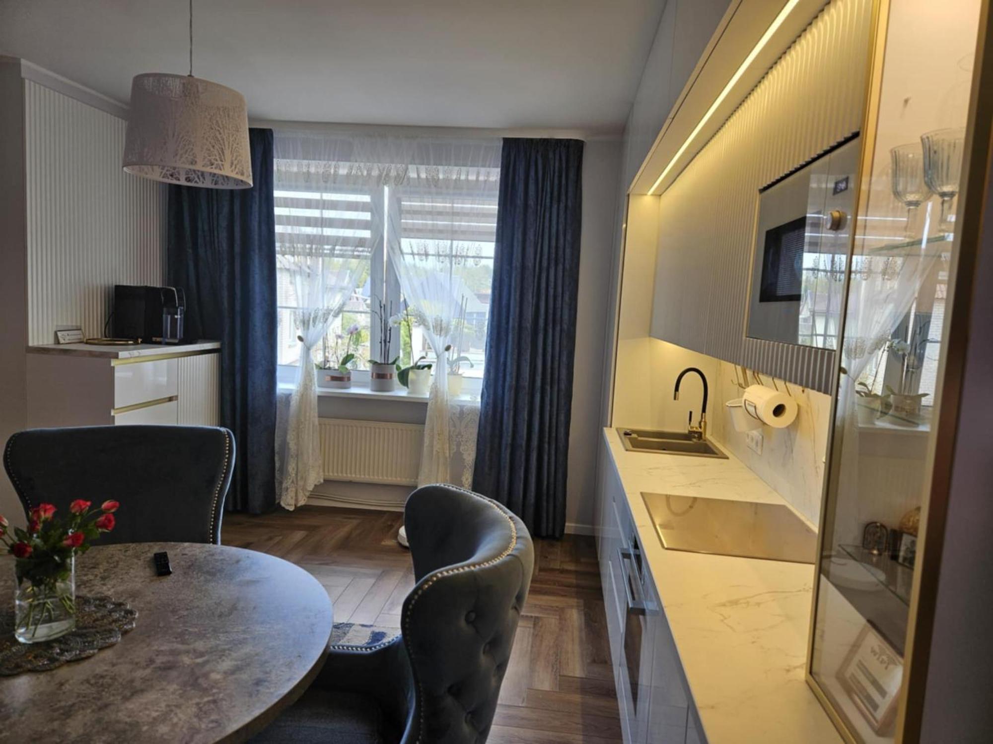 Medziotoju Apartment In Old City Palanga Luaran gambar